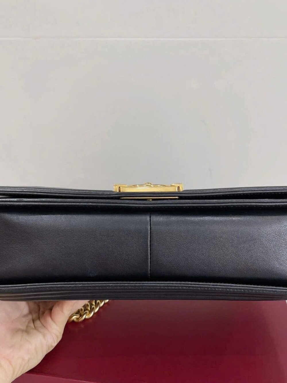 [Final Price] CHANEL Quilted New Medium Boy Flap Black - Picture 7 of 12